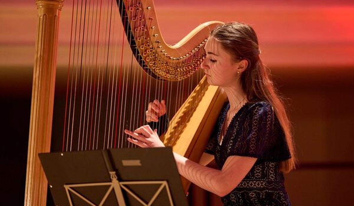 63. Regionalwettbewerb Jugend musiziert in Wiesbaden: 36 Teilnehmende erreichen Landesrunde