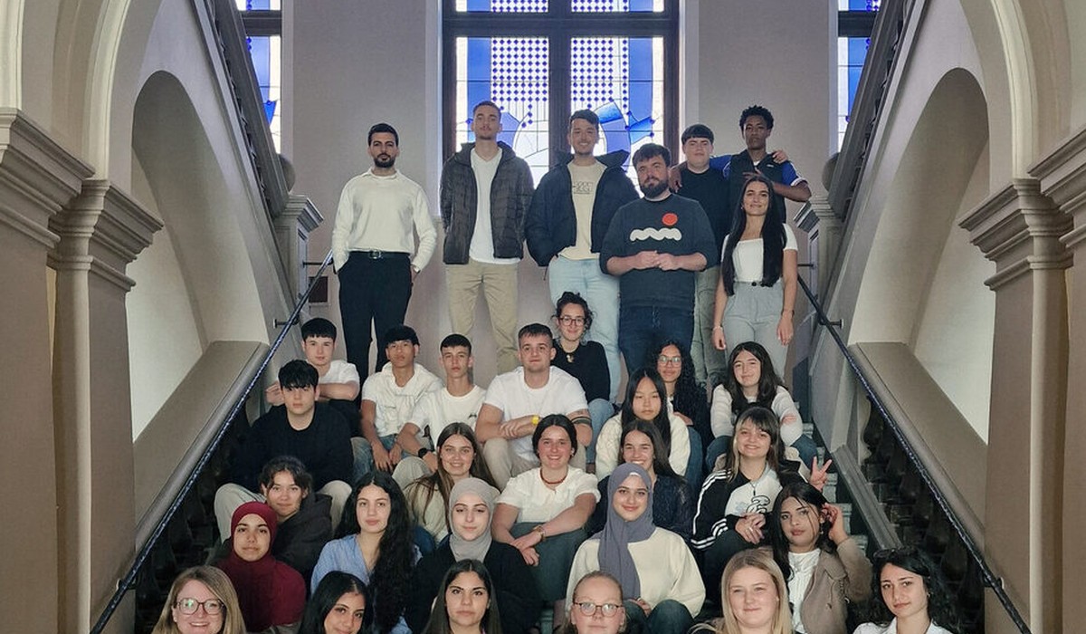 Kreativwoche in Wiesbaden: Jugendliche aus Urretxu zu Gast im Rathaus Kreativwoche in Wiesbaden: Jugendliche aus Urretxu zu Gast im Rathaus