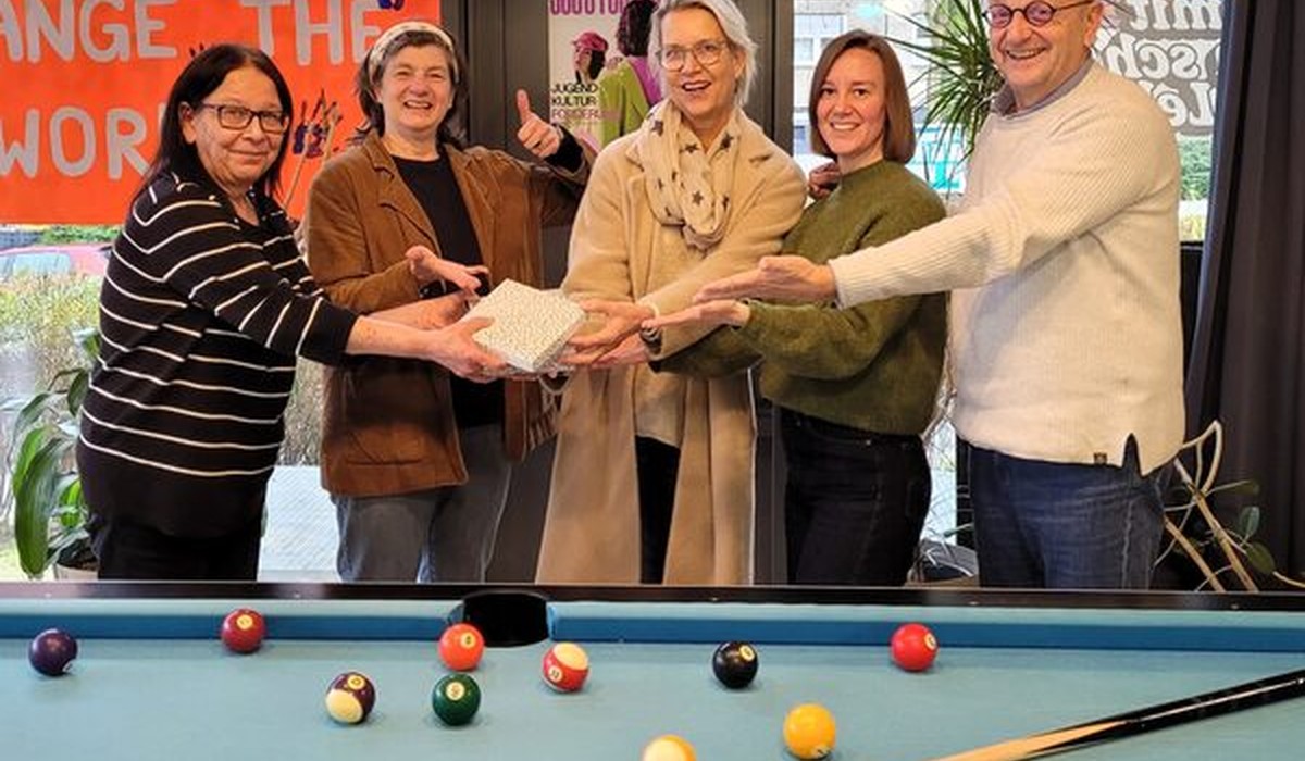 Schelmengraben übergibt 1.752 Euro an das Kinder und Jugendtelefon Schelmengraben übergibt 1.752 Euro an das Kinder und Jugendtelefon