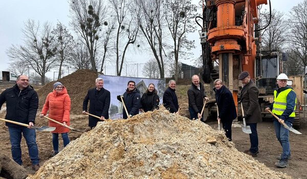 Wiesbaden baut vierzügige Grundschule mit Zweifeldhalle im Südosten