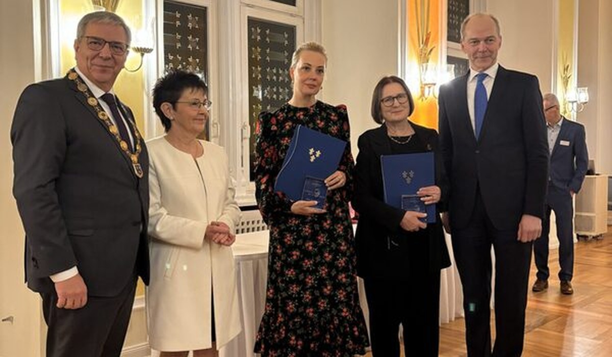 Wiesbaden ehrt Menschenrechtsaktivistinnen und zwei Zivilpersonen für Mut und Engagement